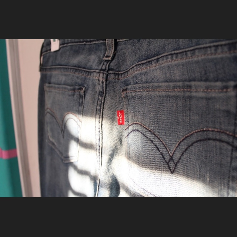 Jeans - Picture 2 of 4